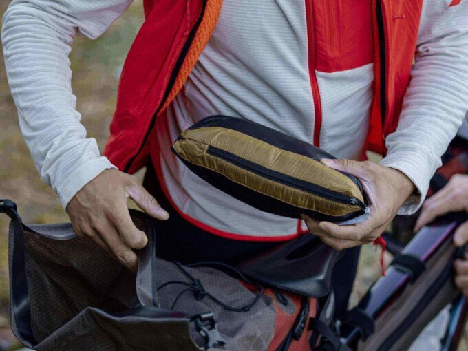 Assos x Mammut Aenergy IN Hooded Jacket Women Assos x Mammut Aenergy IN Hooded Jacket Women