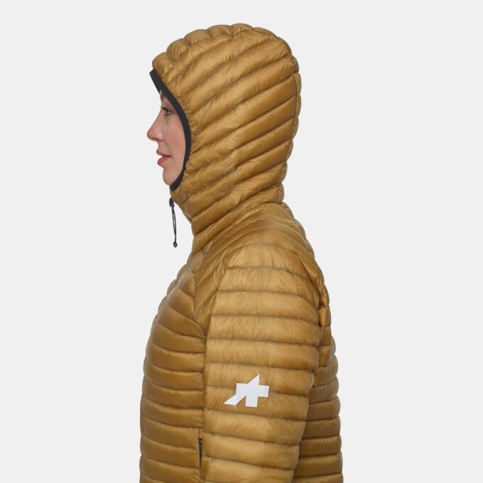 Assos x Mammut Aenergy IN Hooded Jacket Women Assos x Mammut Aenergy IN Hooded Jacket Women